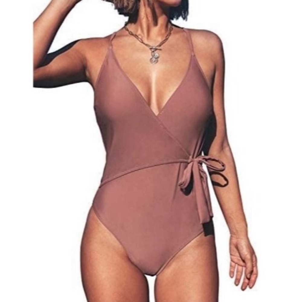 NWT Cupshe Brown One Piece Swimsuit with Crisscross Straps